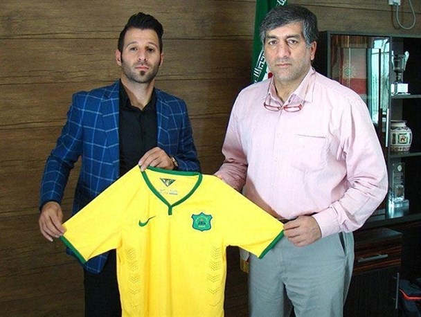 قرارداد بازیکن مینودشتی صنعت نفت آبادان تمدید شد + تصاویر