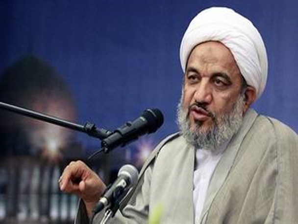 دشمن با ترویج تساهل و تسامح، به دنبال عادی جلوه دادن گناه است