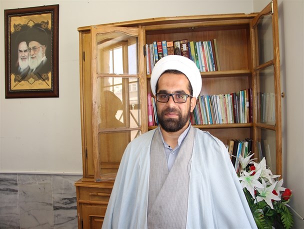 هر مسلمانی حکومت اسلامی و ولایت فقیه را می پذیرد