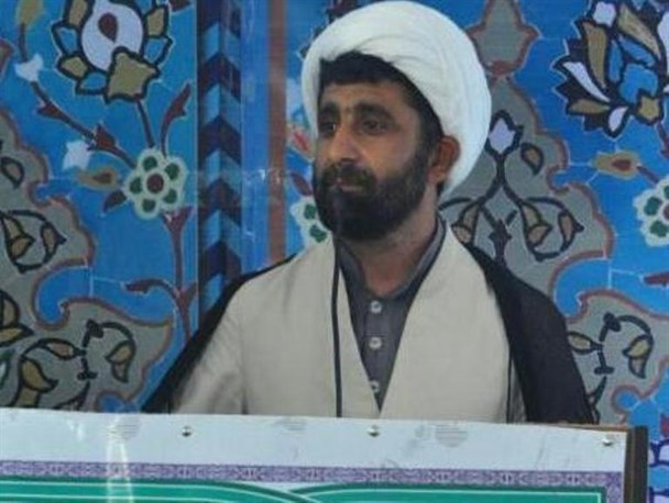تحریف تاریخ اسلام طبق امیال شخصی روا نیست/ روحانی نگاهی به نهج البلاغه بیندازد بعد اظهار نظر کند