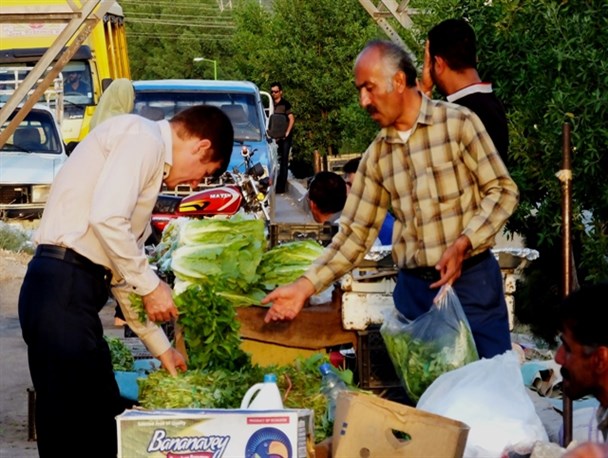 سبزی تازه ، پای ثابت سفره گچسارانی ها در ماه رمضان/تولید ملی در راستای اقتصاد مقاومتی+ تصاویر