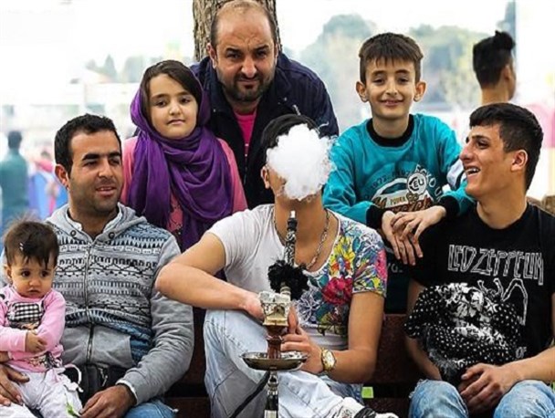 زنگ خطر شکسته شدن قبح مصرف قلیان در بین خانواده‌ها