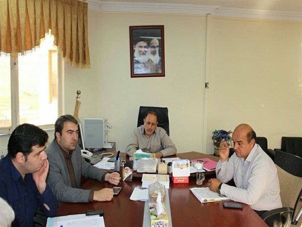 بررسی منطقه گردشگری روستای خمده روی میز بخشدار مرکزی