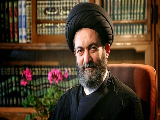 رسانه‌های برون‌مرزی، فلسفه انقلاب را در جهان تبیین کنند