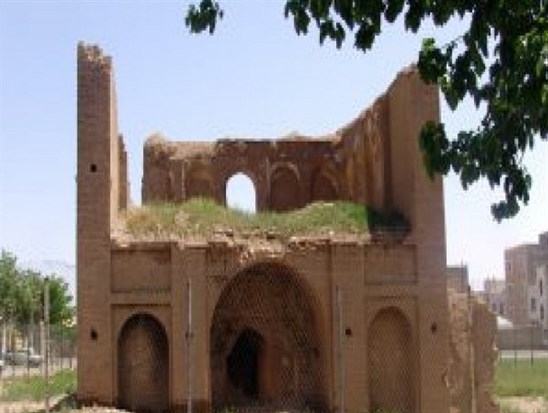 "خانه اربابی" شهر الوند محل تجمع معتادان و سارقین