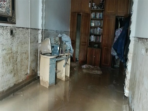 خروج آبهای زیرزمینی از منازل اهالی منطقه جنوب زنجان/ افشاری: خروج آب‌های زیرزمینی می‌تواند به بحران تبدیل شود