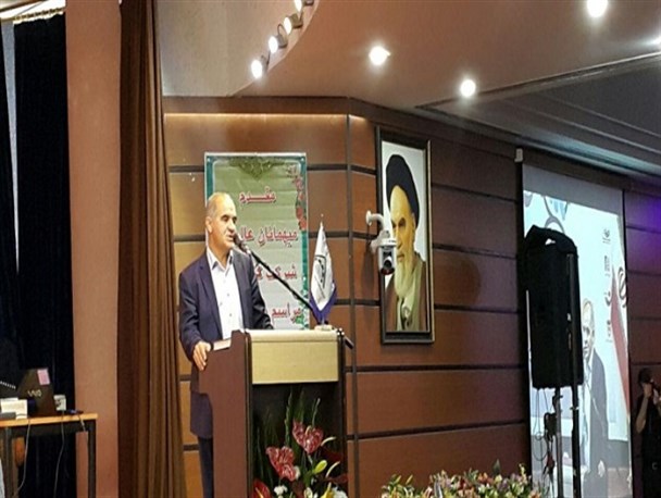 واحدهای تولیدی صنعتی منتخب نمونه کشوری و استانی تجلیل شدند