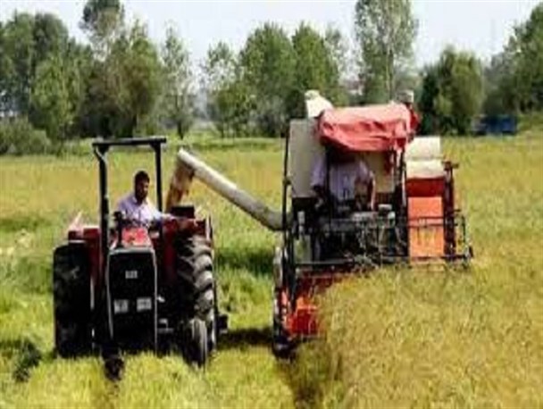 آغاز پرداخت تسهیلات بانکی خرید ماشین آلات کشاورزی در شهرستان نطنز