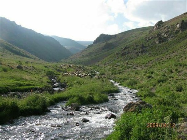 مناظر و طبیعت زیبای بخش باروق میاندوآب در قاب تصویر