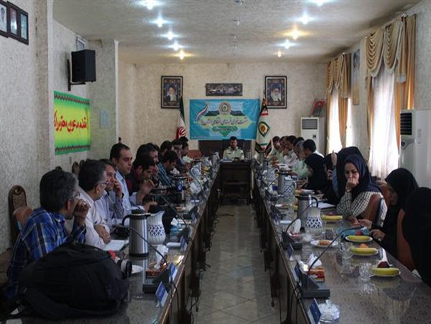 نشست خبری فرمانده انتظامی استان یزد با اصحاب رسانه به روایت تصویر