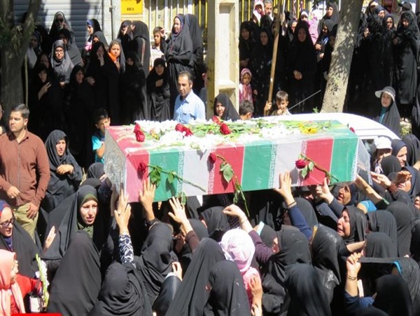پیکر مطهر شهید «محمود عبداللهی» در چادگان تشییع و تدفین شد/ تصاویر