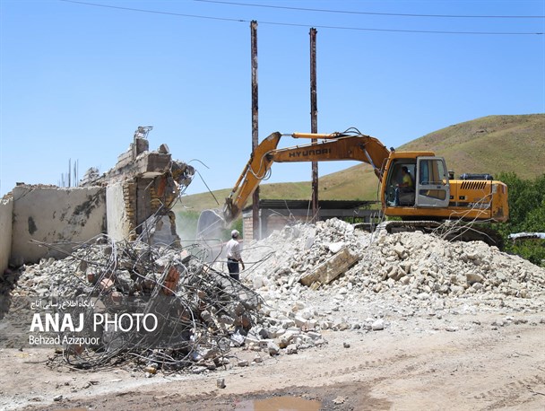 کندی ساخت‌وساز مناطق زلزله زده میانه با گرانی مصالح ساختمانی/ سرمای استخوان‌سوز در راه است!