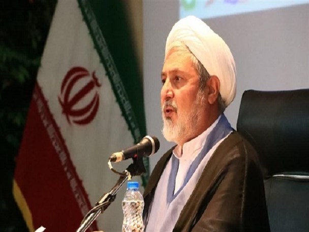 دولت منتخب زمینه حضور مردم در تمام صحنه‌ها را فراهم کند/کمک به دولت انقلابی با روحیه جهادی