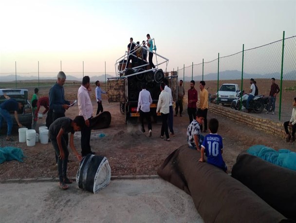 آغاز اجرایی‌شدن نصب ۱۱ زمین چمن مصنوعی در رشتخوار