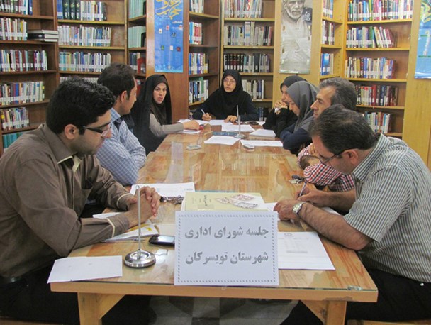 کتابداری دفاع از سنگر فرهنگ اسلامی و ایرانی است