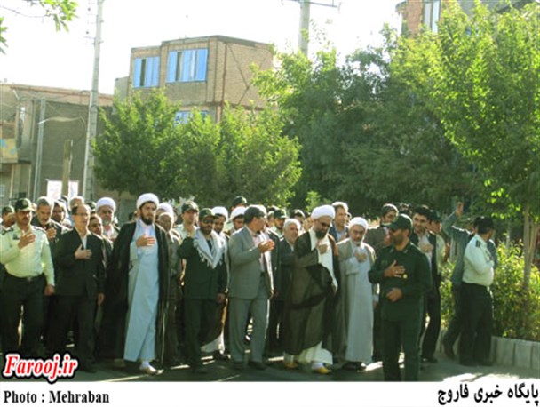 تشییع پیکر 4شهید گمنام در فاروج