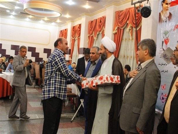 مراسم تجلیل از  آزادگان سرافراز شهرستان قرچک برگزارشد