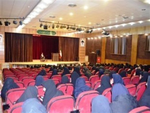 دوره ضمن خدمت فرهنگیان باموضوع اندیشه های شهید مطهری در اردل برگزار شد