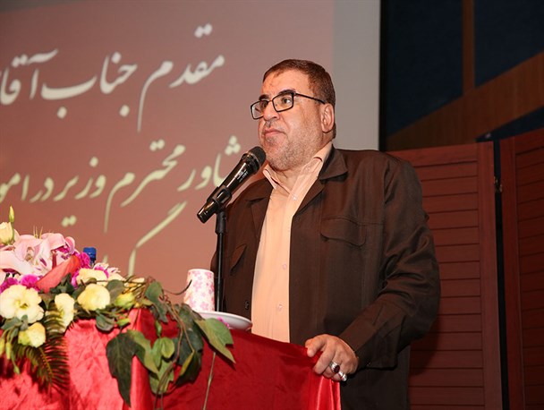 قول می دهیم رسانه‌های محلی تقویت شود/ بالا بردن شعور اجتماعی بزرگ‌ترین رسالت‌ اصحاب رسانه است
