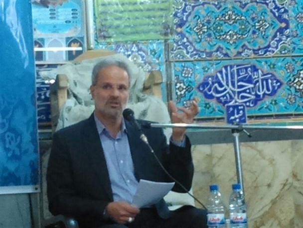 در کودتای 28 مرداد رد پای نفوذ را می توان دید/شرایط کشور بیش از گذشته مستعد نفوذ اجانب است/نباید با تبلیغات گمراه کننده غافل شویم