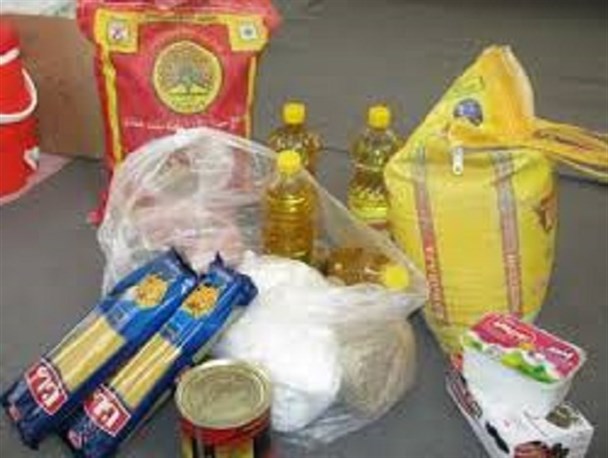 توزیع 150 سبد کالای حمایتی بین مادران باردار کم بضاعت در دلگان+ تصاویر