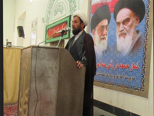 دولت باید توجه بیشتری برای رفع مشکل بیکاری جوانان داشته باشد