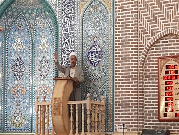 آزادگان نماد مقاومت و ایثار در برابر تجاوز دشمنان هستند
