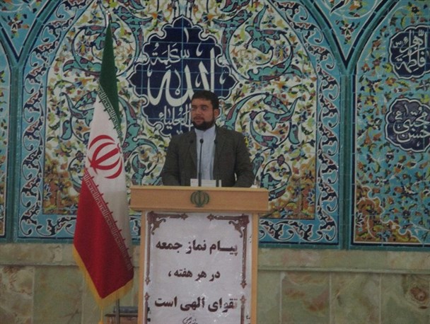 دولت در خصوص قراردادهای جدید نفتی تجدید نظر کند