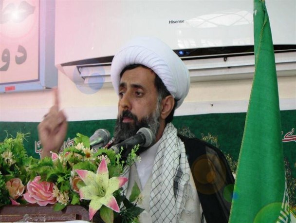 مدیران با روحیه اشرافی‌گری نمی‌توانند به مردم خدمت کنند