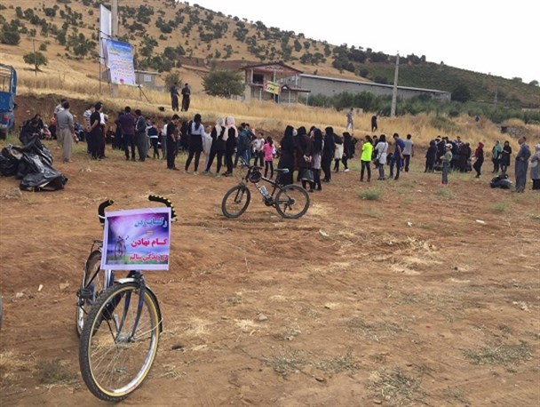طبیعت سردشت از زباله پاکسازی شد