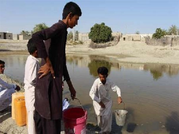 بحران بی آبی ۴۳۸ روستا در تنها بندر اقیانوسی کشور/ انتظار ۳۰۰ هزار روستایی ۵۰ ساله شد