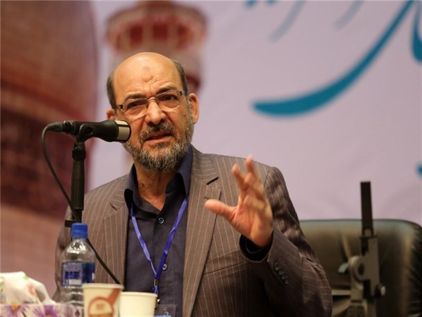 جذب زائر می‌تواند عامل تقویت اقتصاد شهر و ایجاد اشتغال شود