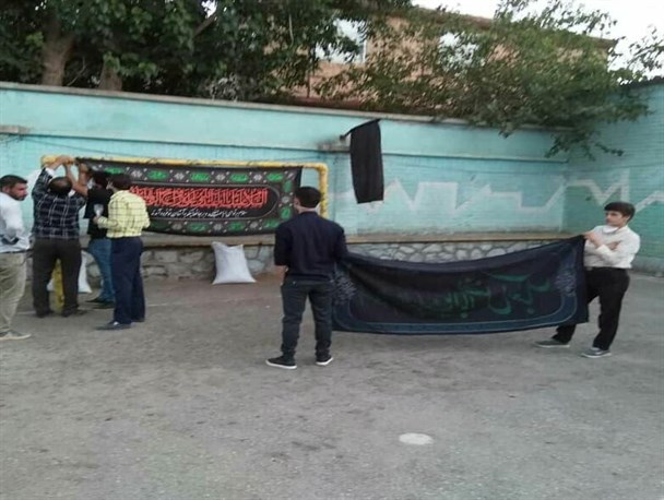 آماده سازی مکان‌های روباز برای برگزاری عزاداری محرم در نهاوند