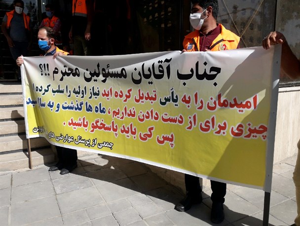 مسئولان قزوین برای حل مشکلات ما، توپ را به زمین هم پاس می‌دهند/ از ۶ ماه گذشته تاکنون بلاتکلیفیم