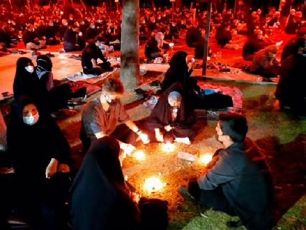 مراسم شام غریبان حسین(ع) در مسجد چهارده معصوم بنیاد کرج