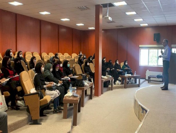 برگزاری دوره‌های آموزشی صنایع‌دستی با حمایت یونیدو در سیستان و بلوچستان