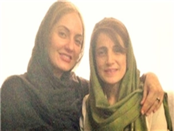 دیدار مهناز افشار با زندانی آزاد شده فتنه 88