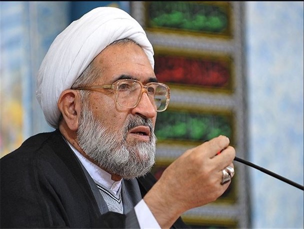 گسترش بی حجابی در قم تعمدی است / دولت مخالف اجرای قانون امر به معروف و نهی از منکر بود
