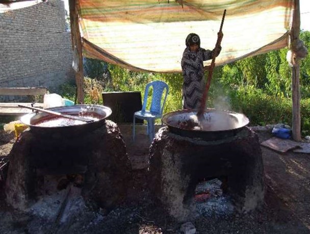 تهیه ربّ خانگی، سنت هر ساله ارومیه ای ها
