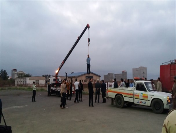 اعدام قاتل آتنا اصلانی در شهرستان پارس آباد+تصاویر