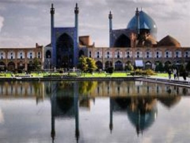 میدان امام اصفهان دومین میدان بزرگ تاریخی جهان است
