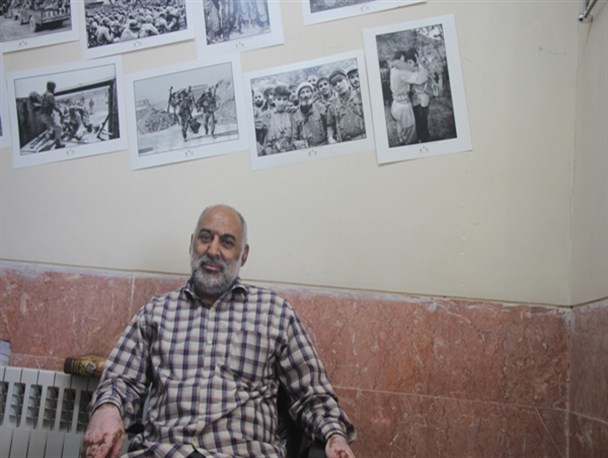 کسانی به این انقلاب ضربه می‌زنند که بر سر سفره آن روزی می‌خورند