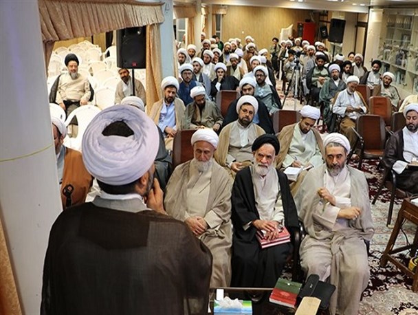 گردهمایی مفسران قرآن کریم و مبلغین اصفهان+  تصاویر