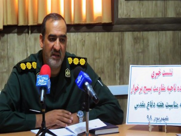 برخی از مسئولان در حوزه تصمیم‌سازی مواجب‌بگیر غرب شده‌اند