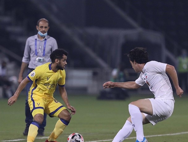 لیگ قهرمانان آسیا| تاقِ اصفهان لرزید/ عرب‌ها کار سپاهان را در نیمه اول تمام کردند!