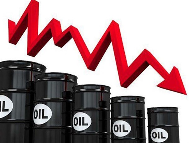 گرانی دلار نفت را ارزان کرد