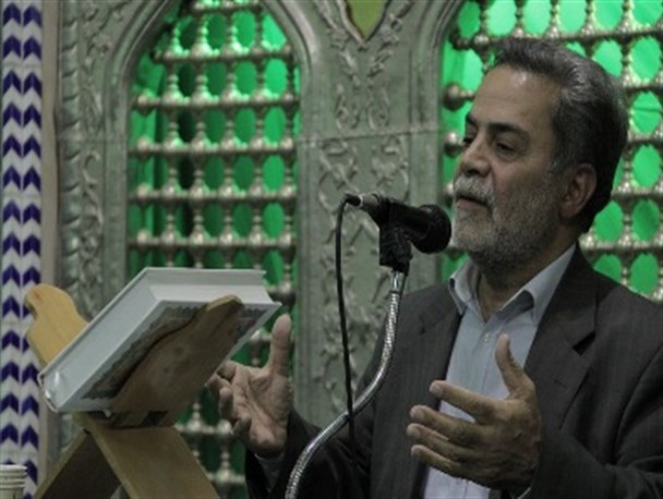 خط بطلان استاندار یزد بر افسرده پنداری گریه بر حسین(ع) / اشک بر عزای حسین(ع) اشک ماتم نیست