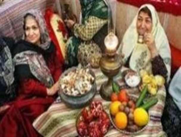وقتی خانواده ایرانی زیر ماشین زمان له می‎شود!