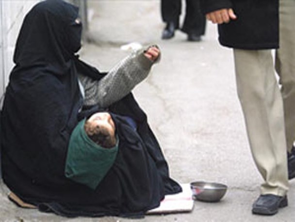 معضلی به نام تکدی گری در زیرپوست شهر ارومیه