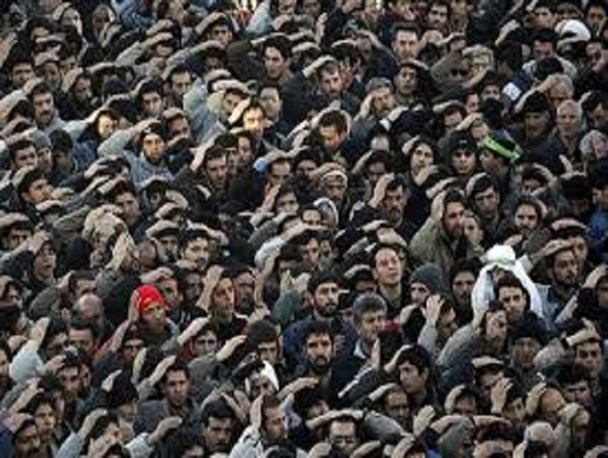 عزاداری هایی با زوائد و تحریفات در شان ائمه اطهار نیست